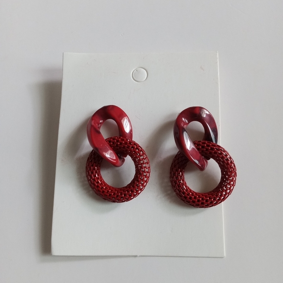 Fashion Jewelry Red Chain Dangle Earrings - Picture 4 of 5